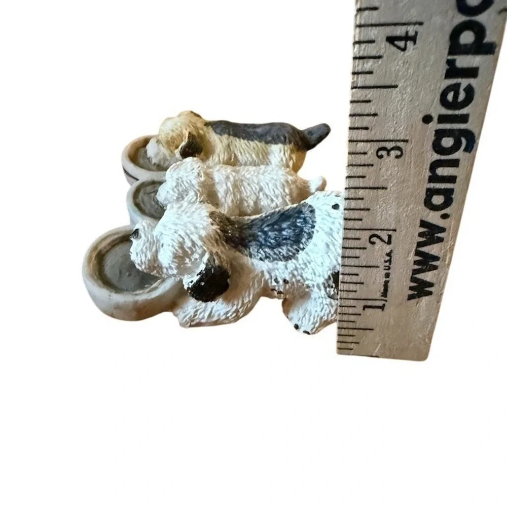 Vintage Hand-Painted Puppy Dog lover Trio Figurine Christmas Tabletop Decor 1996